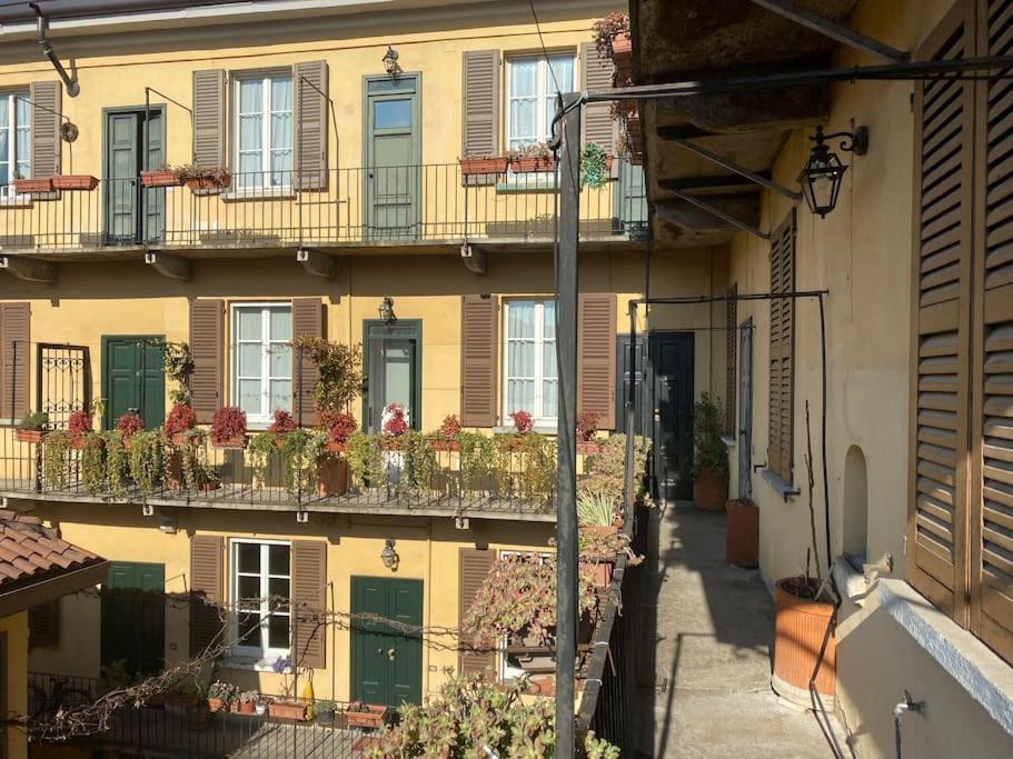 Antica Corte Navigli-Darsena Мілан Екстер'єр фото